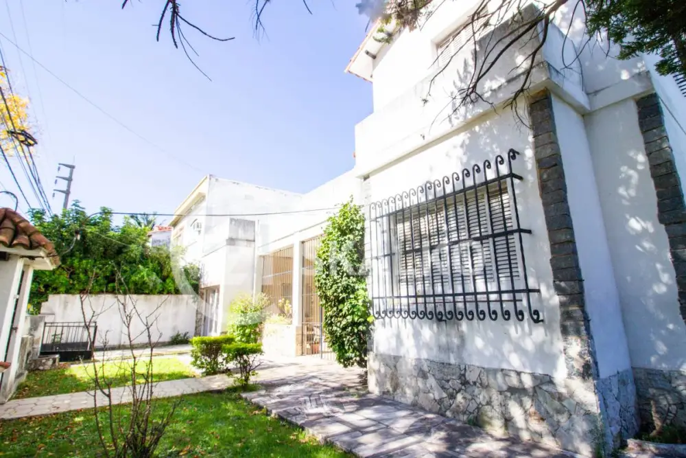 Casa de 4 dormitorios en Tiro Suizo, foto 3