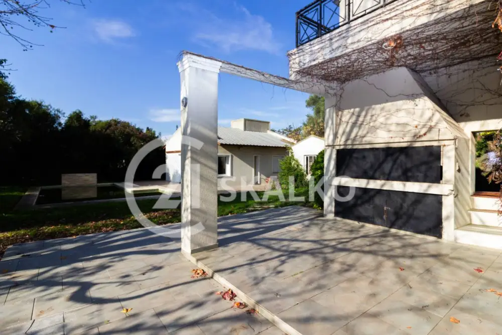 Casa de 5 dormitorios en Villa Amelia, foto 2