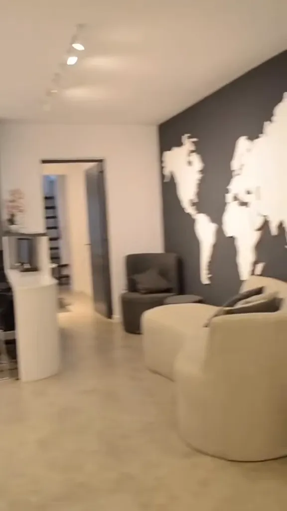 La sala de espera de Century 21 Skalko, en Buenos Aires 1189