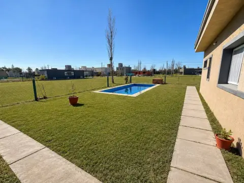 Casa de 3 dormitorios en Piñero
