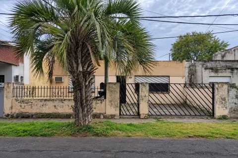 Casa de 3 dormitorios en Ludueña